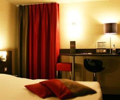 фото отеля Comfort Hotel Maubeuge