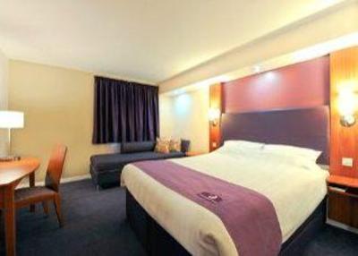 фото отеля Premier Inn Bury