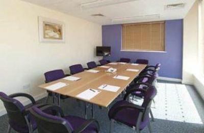 фото отеля Premier Inn Bury