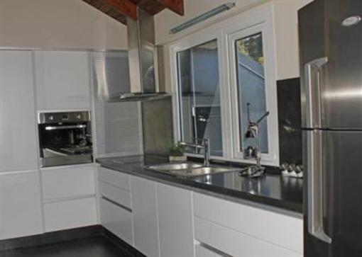 фото отеля Lake View Apartment