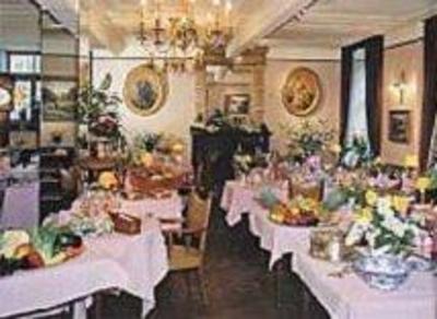 фото отеля Royal Hotel Restaurant Bonhomme