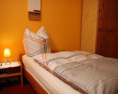 фото отеля Hotel Garni JESch