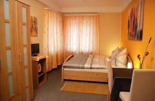 фото отеля Hotel Garni JESch