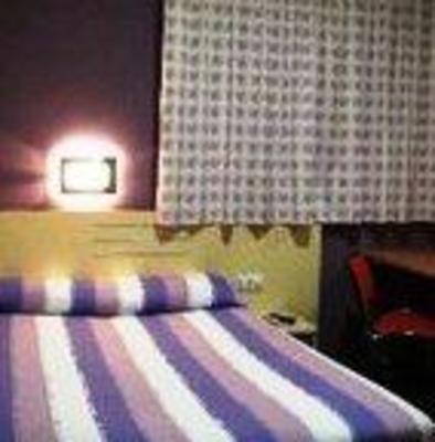 фото отеля Hostal El Laurel