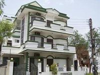 Green Palace Guest House