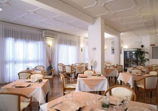 фото отеля Hotel Mediterraneo Sapri