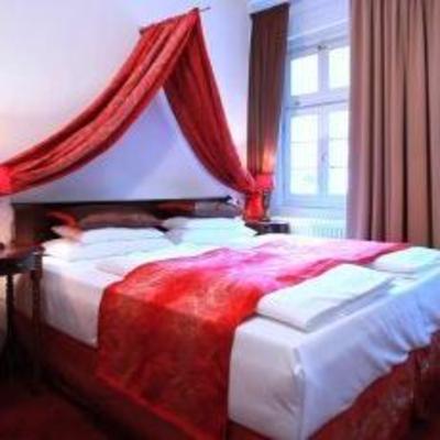 фото отеля Zur Goldenen Krone Hotel