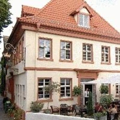 фото отеля Zur Goldenen Krone Hotel