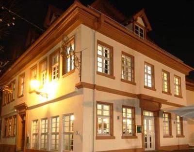 фото отеля Zur Goldenen Krone Hotel
