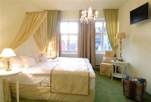 фото отеля Zur Goldenen Krone Hotel