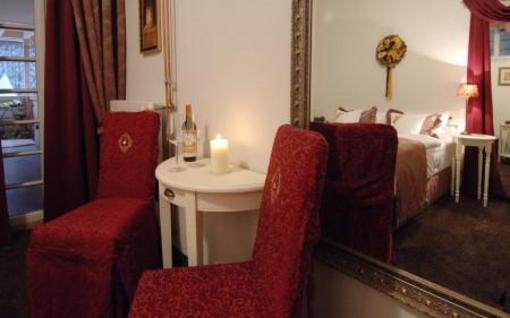 фото отеля Zur Goldenen Krone Hotel