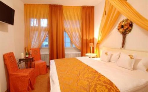 фото отеля Zur Goldenen Krone Hotel