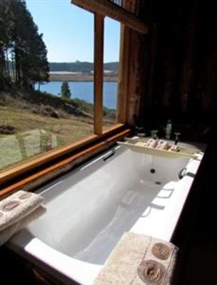 фото отеля Stanford Lake lodge
