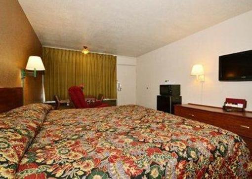 фото отеля Econo Lodge Winfield