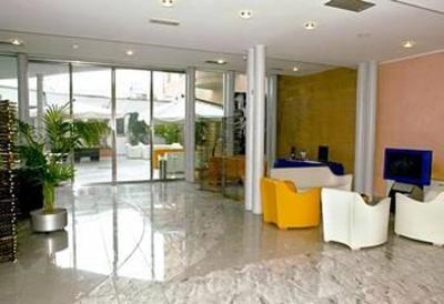 фото отеля Studios Hotel Cologno Monzese