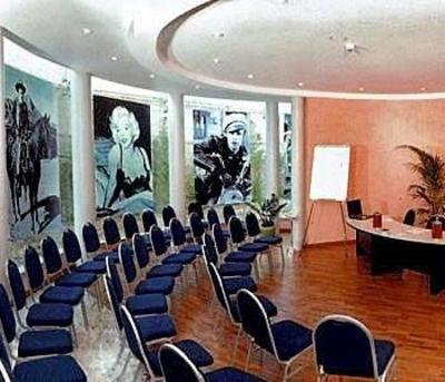 фото отеля Studios Hotel Cologno Monzese