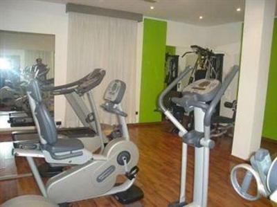 фото отеля Studios Hotel Cologno Monzese