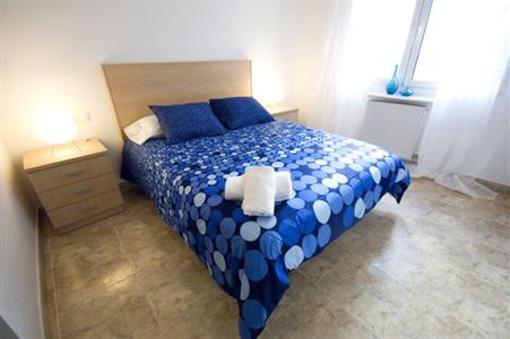 фото отеля Apartments Figueres