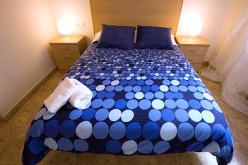 фото отеля Apartments Figueres