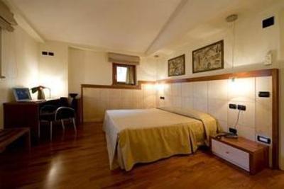 фото отеля Hotel Perusia