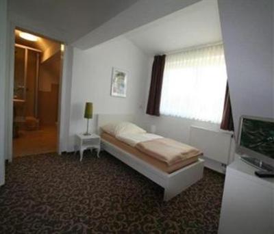 фото отеля Lok-Inn
