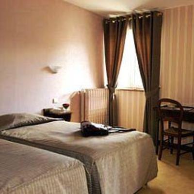 фото отеля La Chaumiere Hotel-Restaurant