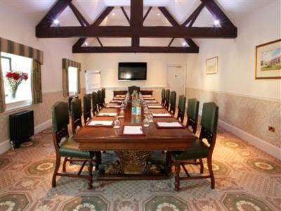 фото отеля Ellenborough Park Hotel & Spa Cheltenham