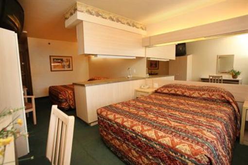 фото отеля River Canyon Lodge Inn and Suites