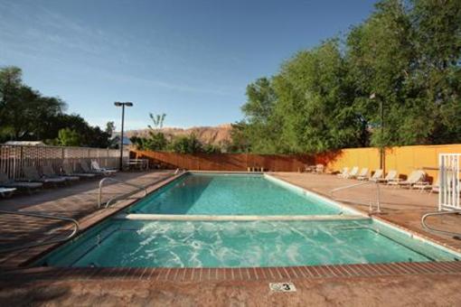 фото отеля River Canyon Lodge Inn and Suites