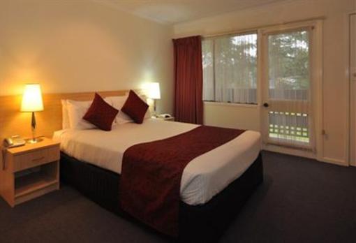 фото отеля Edinburgh Motor Inn