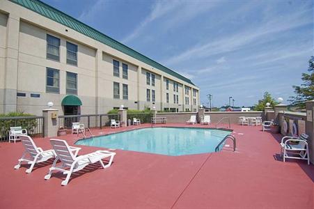 фото отеля Hampton Inn Jackson Clinton