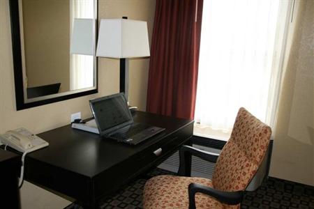 фото отеля Hampton Inn Jackson Clinton