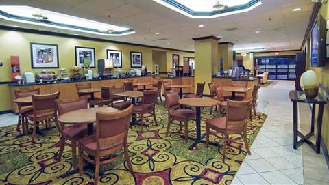 фото отеля Hampton Inn Jackson Clinton