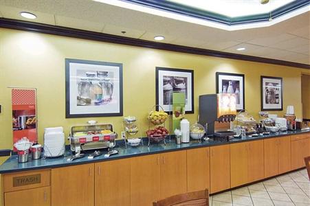 фото отеля Hampton Inn Jackson Clinton