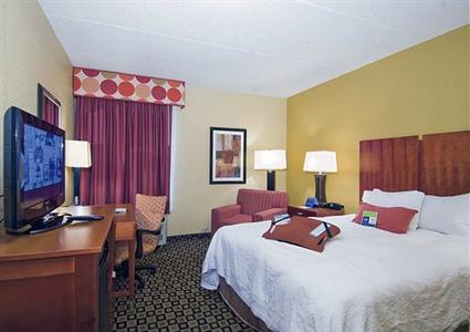 фото отеля Hampton Inn Jackson Clinton