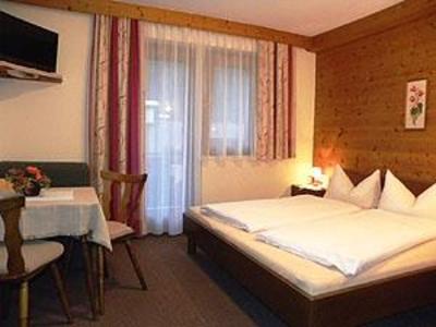 фото отеля Emberger Pension Mayrhofen