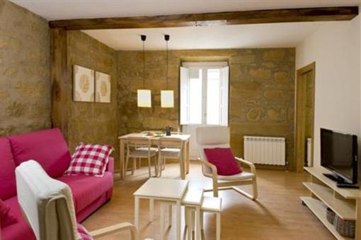 фото отеля Apartamentos Turísticos Los Zapatos Morados