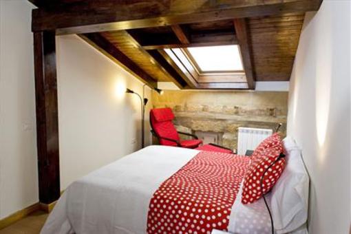 фото отеля Apartamentos Turísticos Los Zapatos Morados