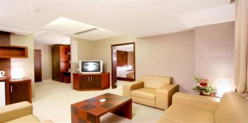 фото отеля Orchardz Hotel Ayani Pontianak