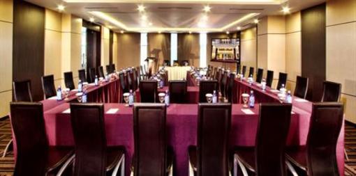 фото отеля Orchardz Hotel Ayani Pontianak
