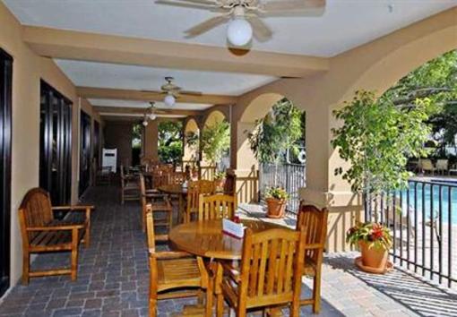 фото отеля Courtyard Cocoa Beach