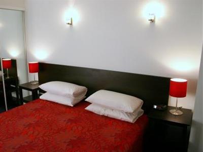 фото отеля Broadbeach Travel Inn Apartments