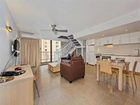 фото отеля Broadbeach Travel Inn Apartments