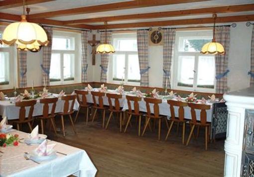 фото отеля Gasthof Adler Zusmarshausen