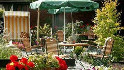 фото отеля Hotel Am Schlosspark Husum