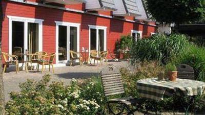фото отеля Hotel Am Schlosspark Husum