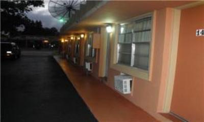 фото отеля Saturn Motel Miami