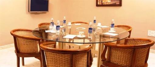 фото отеля Hanu Reddy Residences Poes Garden