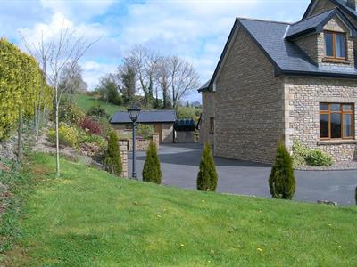 фото отеля Drumbo Cottage Killeshandra