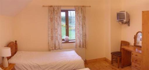 фото отеля Drumbo Cottage Killeshandra